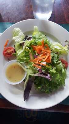 Mullanes Bar & Grill