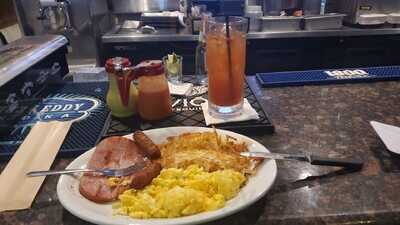 Vallarta Grill & Bar