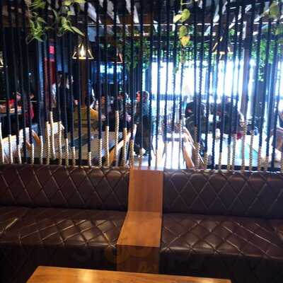 Firehouse American Eatery And Lounge