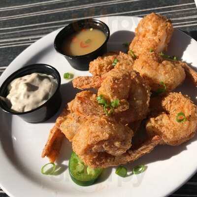 Firehouse American Eatery And Lounge