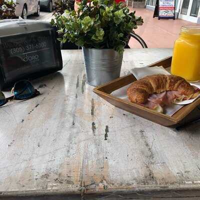 D'oro Caffe & Market