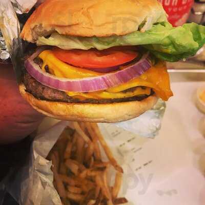 Hat Creek Burger Company