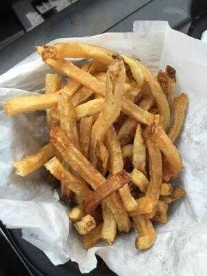 Hat Creek Burger Company