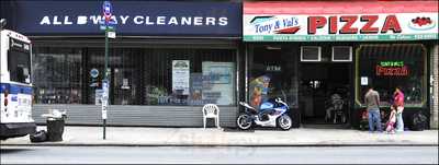 Tony's & Val's Pizza