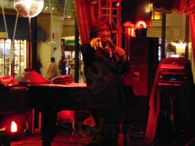 Napoleon's Dueling Pianos