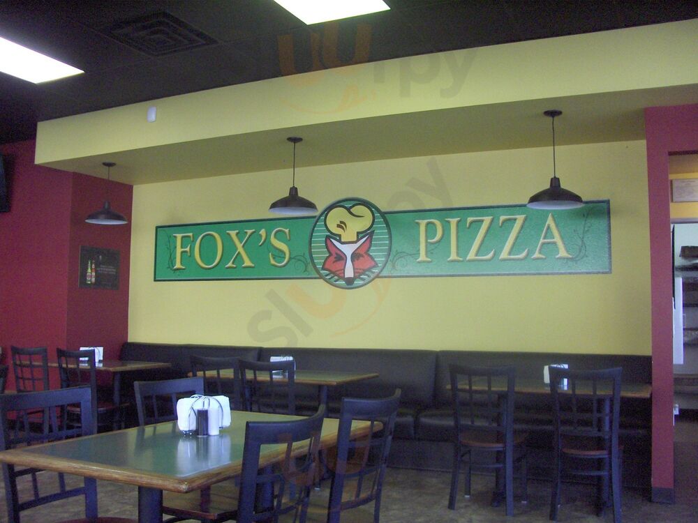Fox's Pizza Den