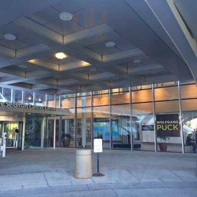 Wolfgang Puck Express