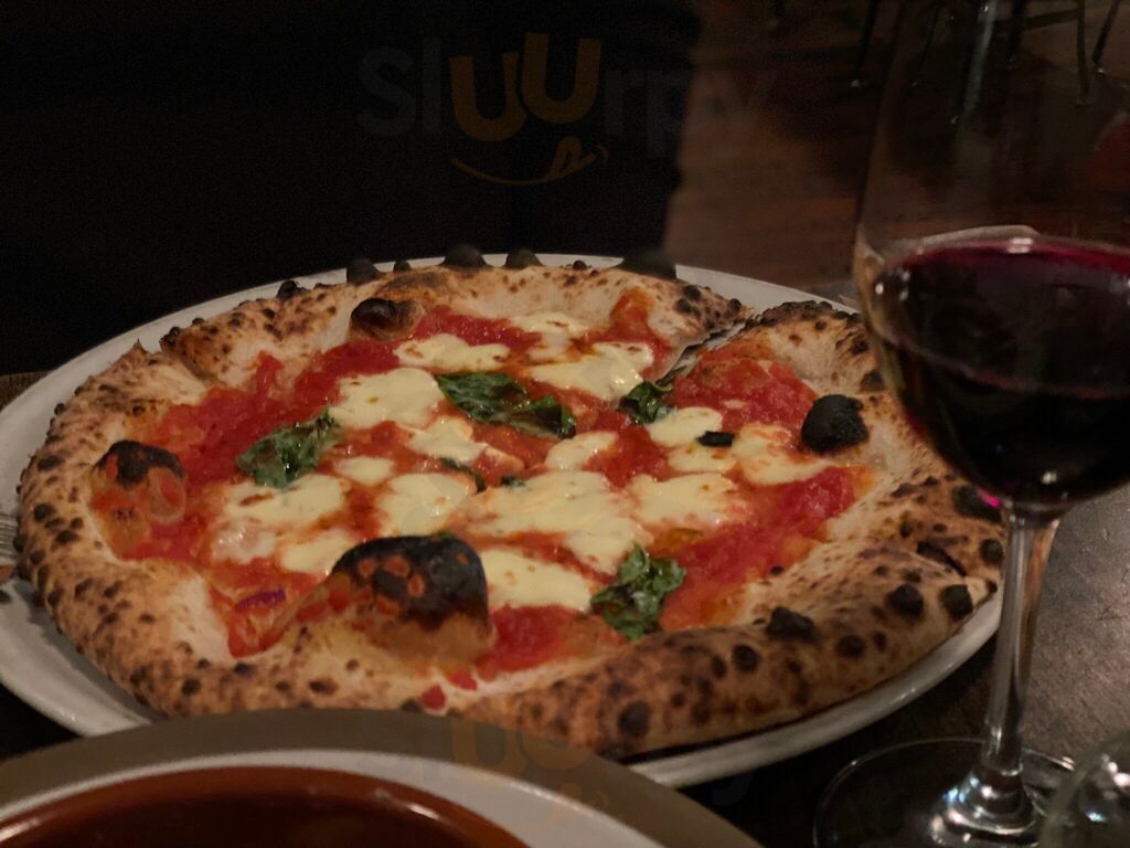 Del Popolo Restaurant