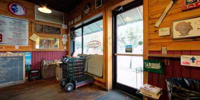 Moe's Original Bar B Que