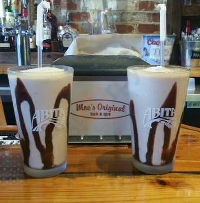 Moe's Original Bar B Que