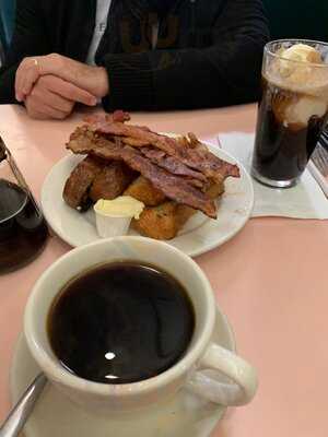 Lexington Candy Shop