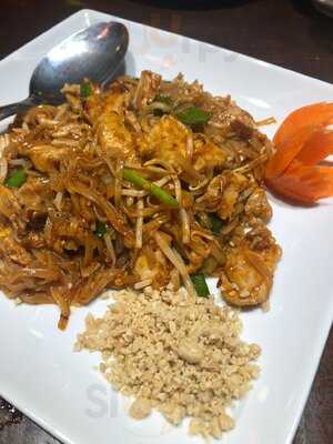 Baramee Thai Bistro