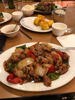 China Pearl Restaurant