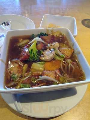 Sampan Chinese Cuisine