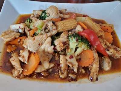 Singha Contemporary Thai & Sushi