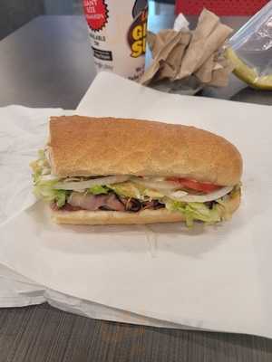 Larry's Giant Subs