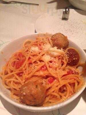 Romano's Macaroni Grill