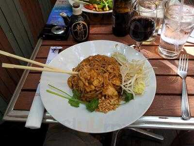 Saketumi Asian Bistro