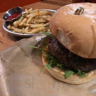 Brightmarten Restaurant & Bar