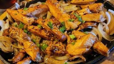 Osaka Japanese Steak & Sushi