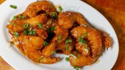 Coconut Palm Bar & Grill