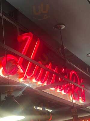 Hattie B's Hot Chicken