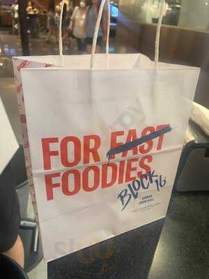 Hattie B's Hot Chicken