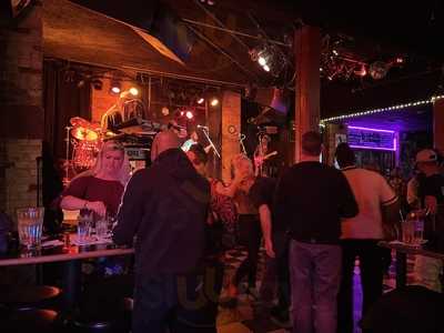 Bunker's Music Bar And Grill