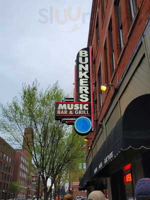 Bunker's Music Bar And Grill