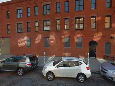 Bunker's Music Bar And Grill