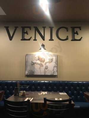Venice Pizza House