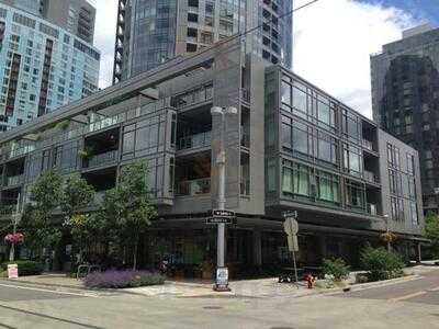 Bambuza Vietnamese Bistro