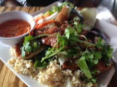 Bambuza Vietnamese Bistro