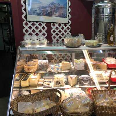 Mastellone Deli & Wine Shop