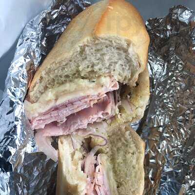 Mastellone Deli & Wine Shop