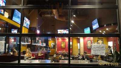 Lucky's Burgers & Brew