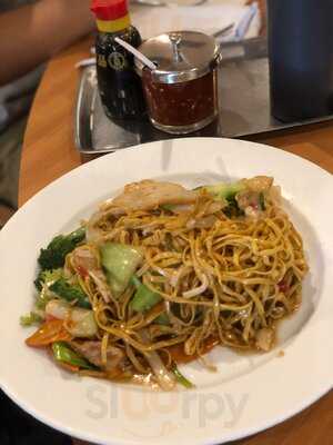 Phuong Trang Restaurant