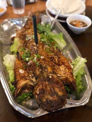 Phuong Trang Restaurant