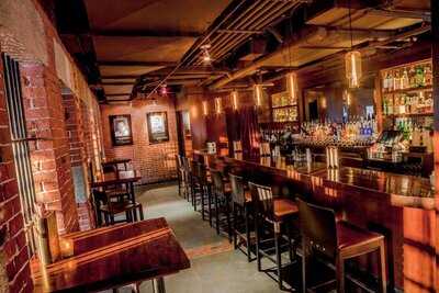 Alibi Bar And Lounge