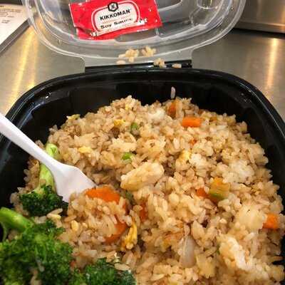 Nida's Sushi At The North Market