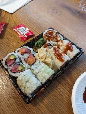 Nida's Sushi At The North Market