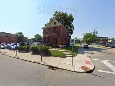 Catfish Biff's Pizza & Subs