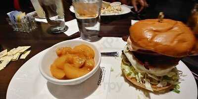 Stanfords Restaurant And Bar