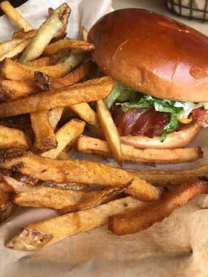 Four Brothers Bistro & Grill