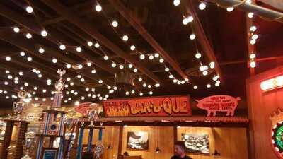 Famous Dave's Bar-b-que