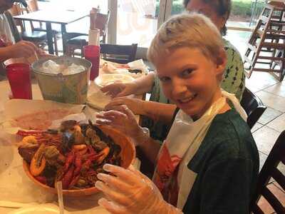 Crackin' Crawfish