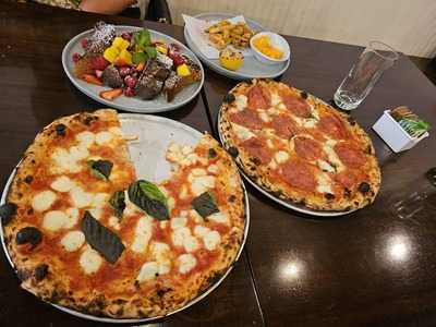 200 Fifth Restaurant And Bar