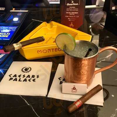 Montecristo Lounge