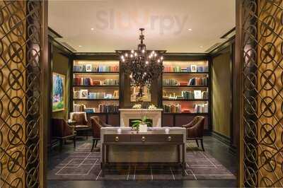The Library Bar At The Rittenhouse