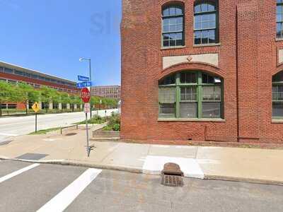 Artefino Cafe & Gallery